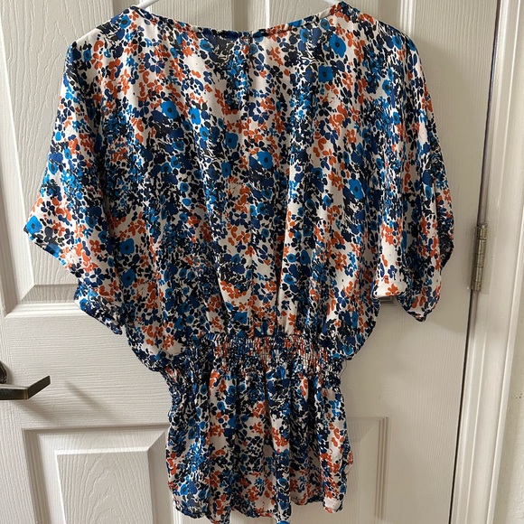 Xhilaration Multicolor Floral Top - Picture 3 of 3